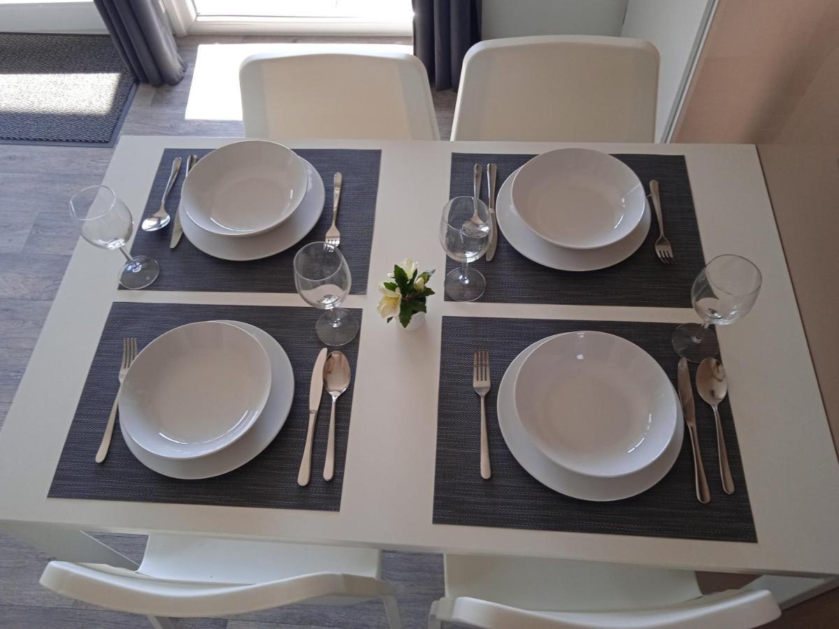 Tisza-To Apartmanpark Kiskore Bagian luar foto