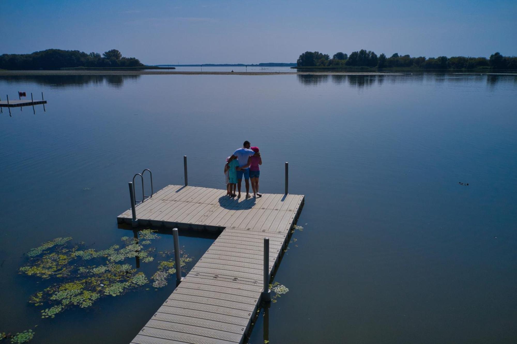 Tisza-To Apartmanpark Kiskore Bagian luar foto