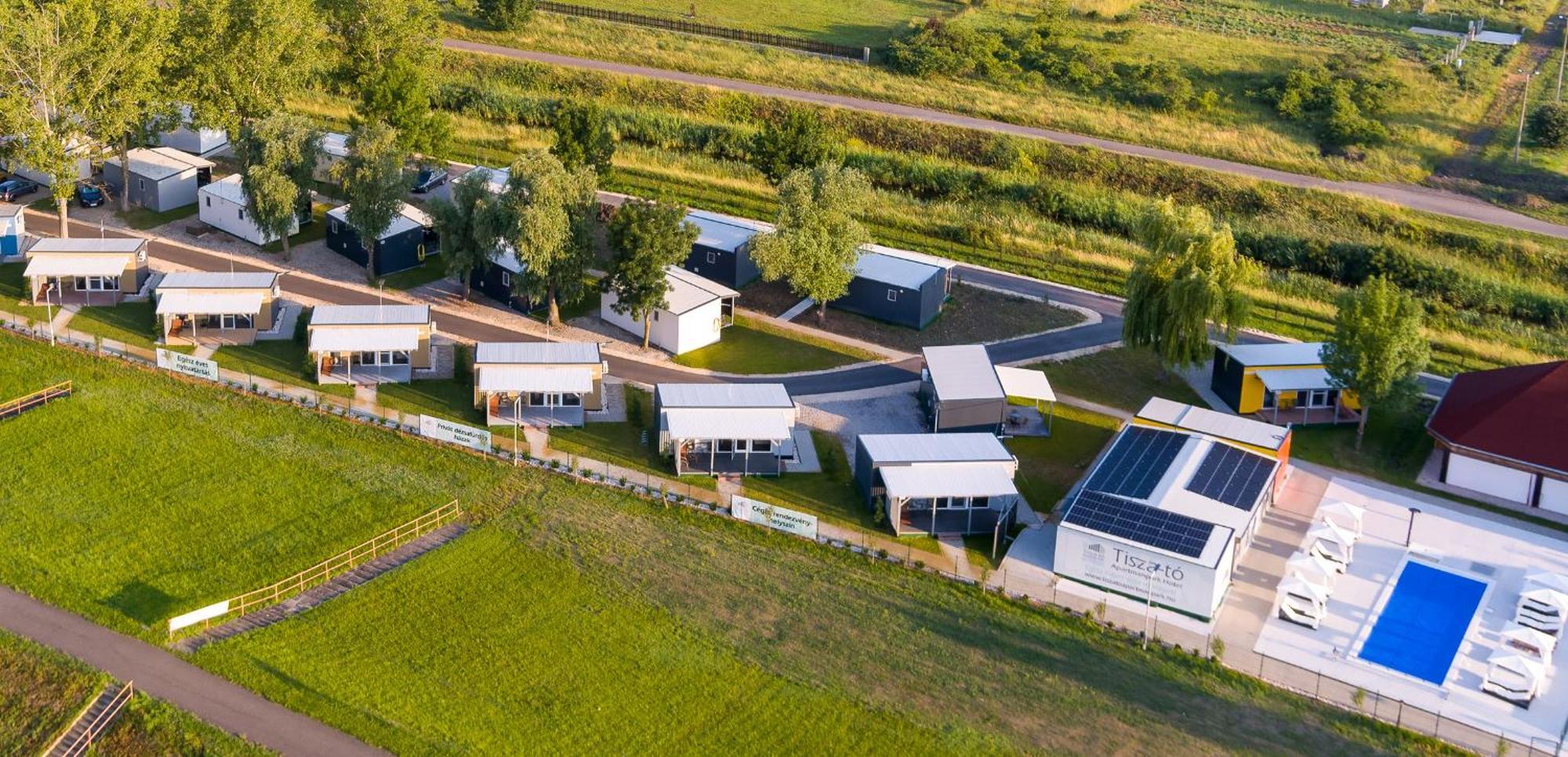 Tisza-To Apartmanpark Kiskore Bagian luar foto